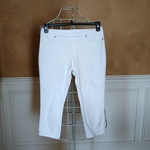 June & Daisy Cropped Pants